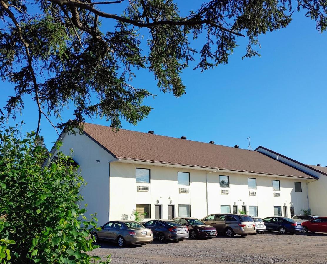 Le Must Hotel 2*