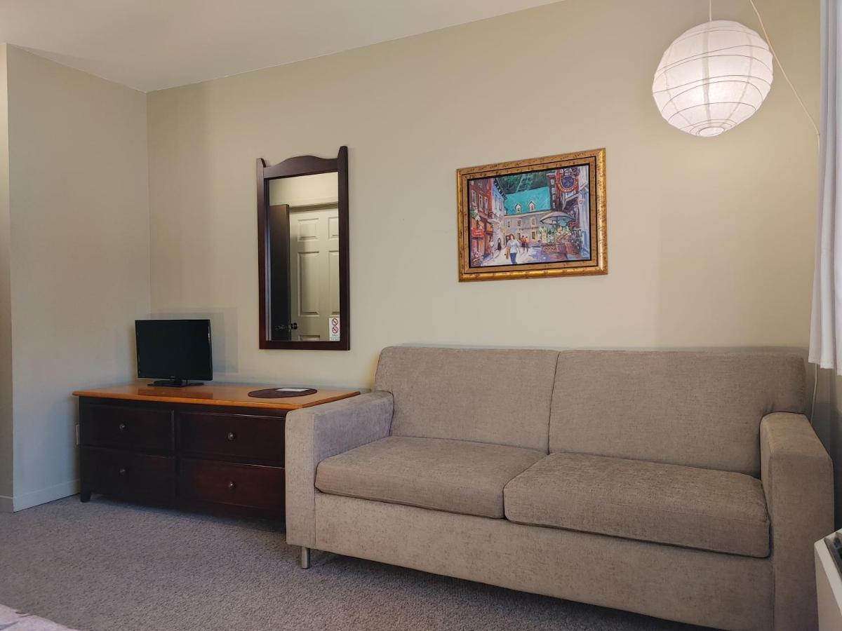 Hotel Le Must Saint-Marc-des-Carrieres